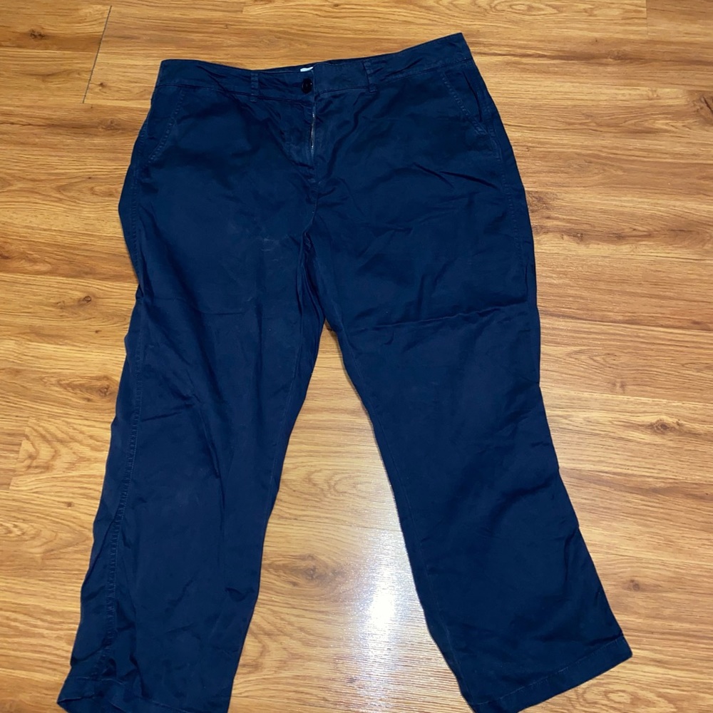 Women’s Crown & Ivy Charlotte Navy Capri Size 16 EUC